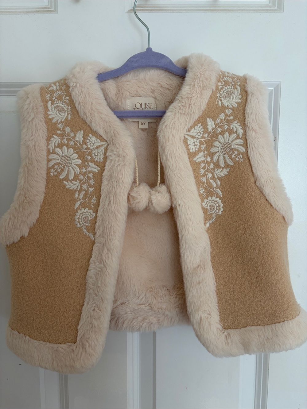 Louis Misha Girls' Cream & Tan Faux-Fur Embroidered Vest